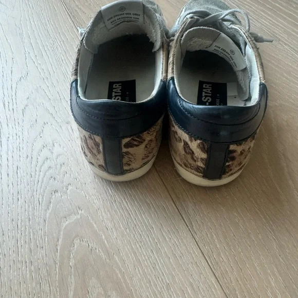 Golden Goose Super-Star Sneakers with Leopard Print and Black Star - Picture 5 of 7